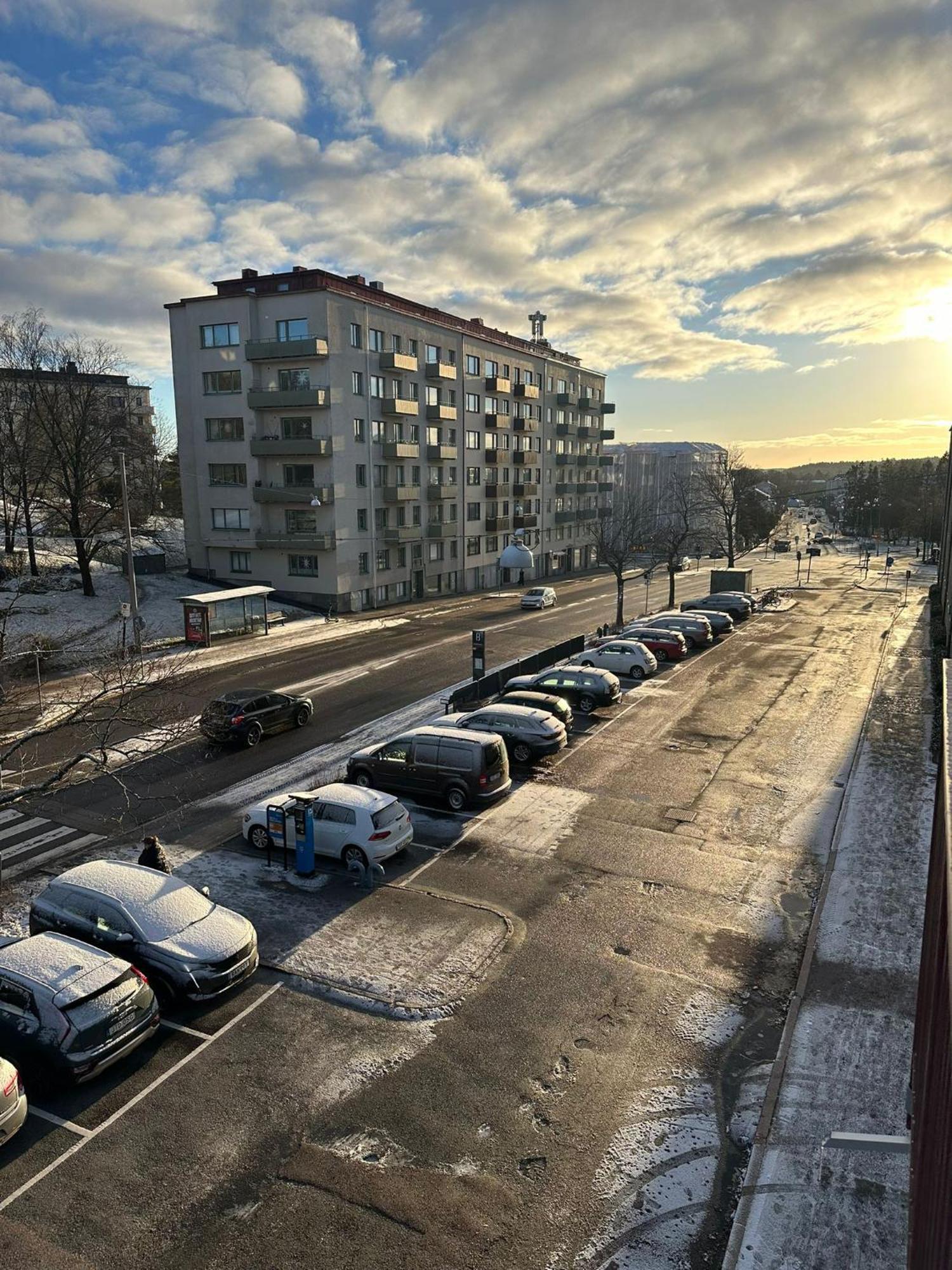 Modern Central Gothenburg Apartment With Balconies And Full Kitchen For Up To 5 Guests Bagian luar foto